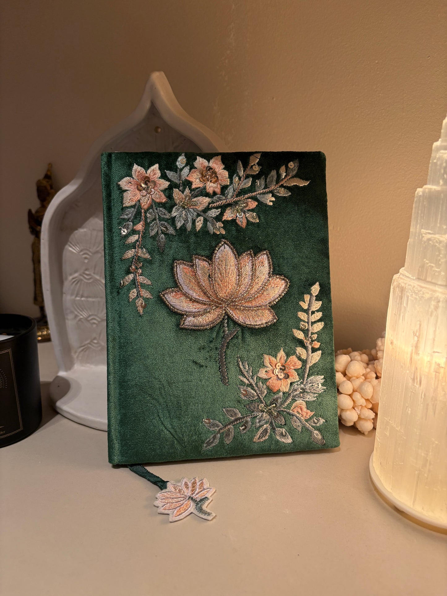 Green Velvet Notebook with Lotus - Size 20 x 15 cm (Copy)