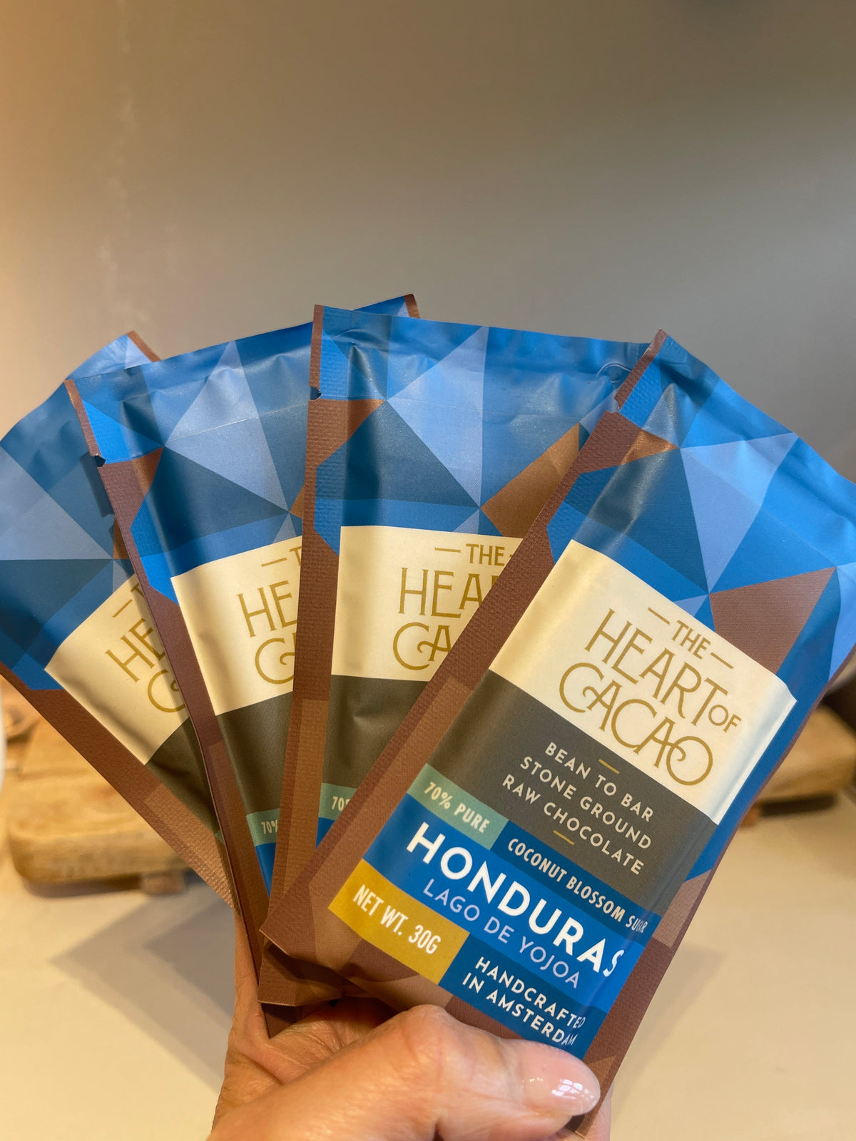 The Heart of Cacao- HONDURAS CEREMONIAL CACAO CHOCOLATE BAR 30G
