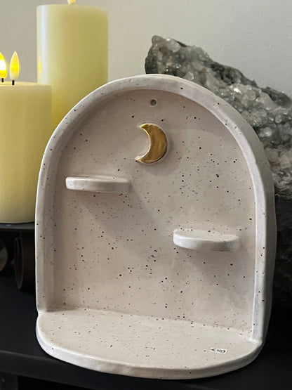HANDMADE BEIGE & SPECKLED CERAMIC ALTAR WITH GOLDEN MOON Studio Avalon Bohème