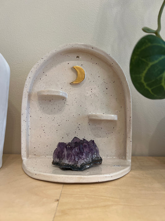 HANDMADE BEIGE & SPECKLED CERAMIC ALTAR WITH GOLDEN MOON Studio Avalon Bohème