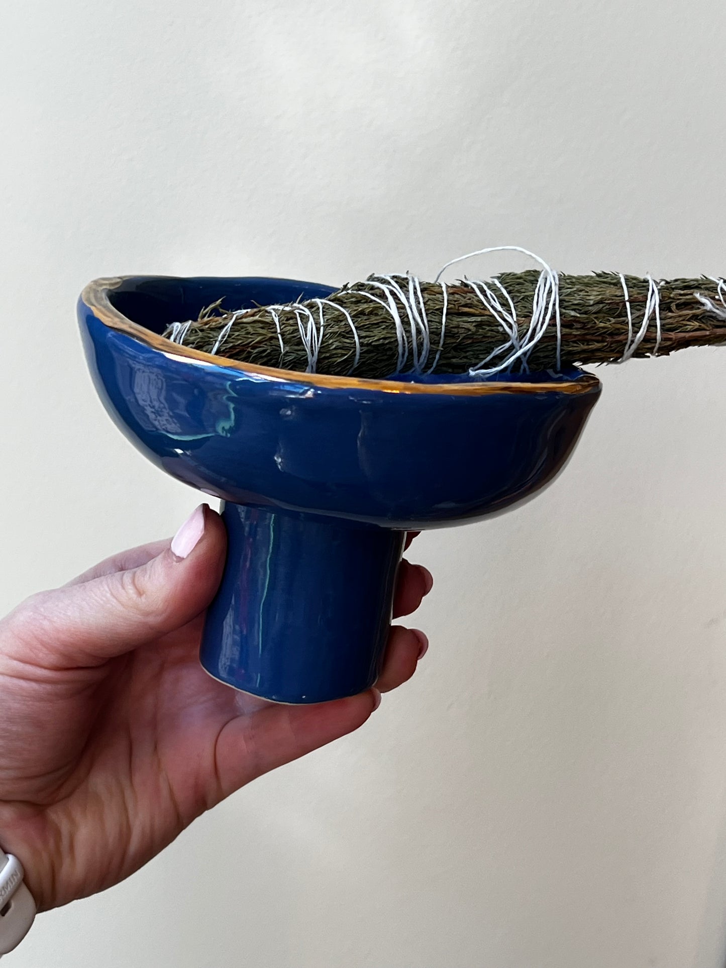 Handmade ceramic smudge bowl- Gold rim - Studio Avalon Boheme