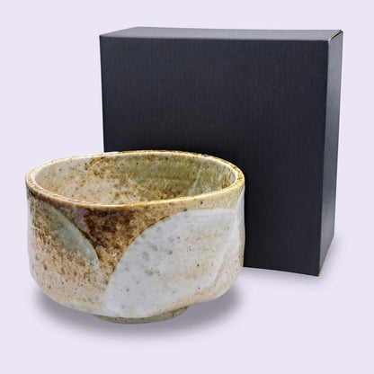 Japanese matcha bowl Chawan Yuki handmade in ceramic