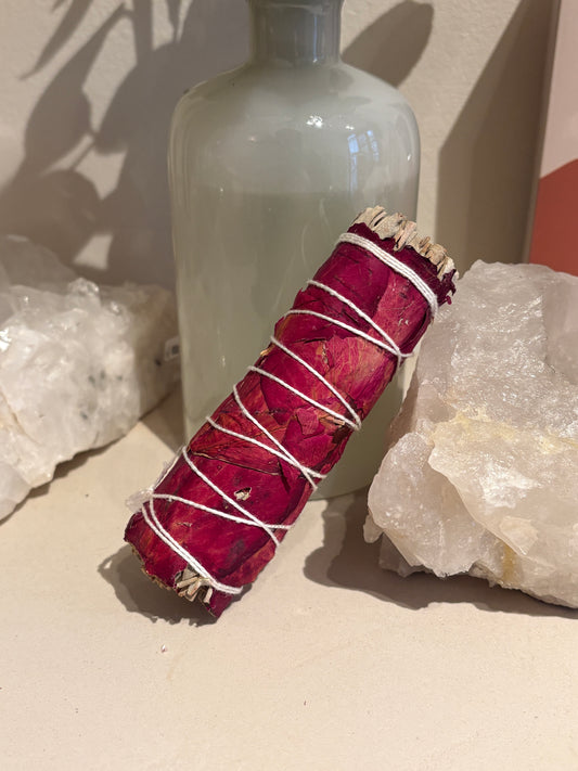 WHITE SAGE WITH ROSE PETALS